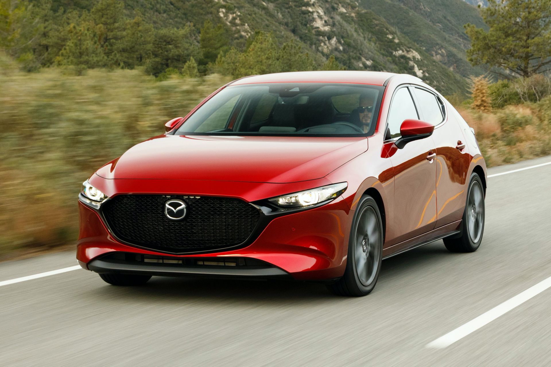 thuê Mazda 3 2021 tự lái
