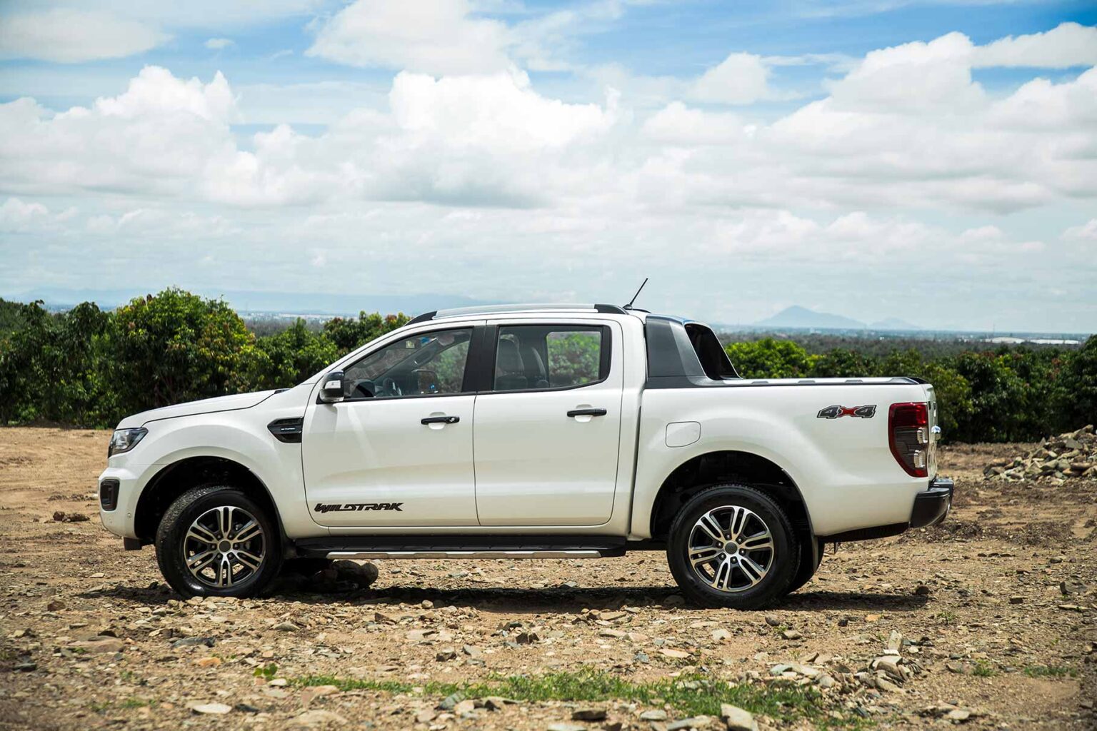 ៥០ ចំណុចដែលបញ្ជាក់ថា Ford Ranger Wildtrak 2.0L Bi-Turbo ជំនាន់ថ្មី