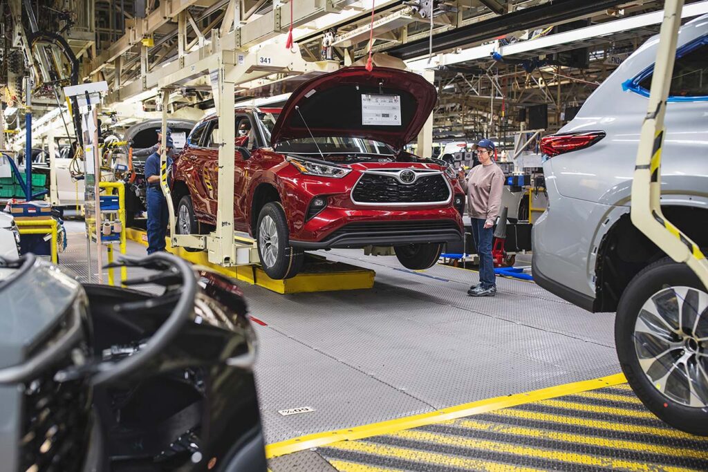 Toyota នឹងវិនិយោគទឹកប្រាក់ ៨០៣លានដុល្លារបន្ថែម ដើម្បីផលិតរថយន្ត SUV