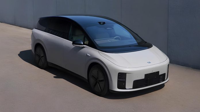 li_i8_interior-3