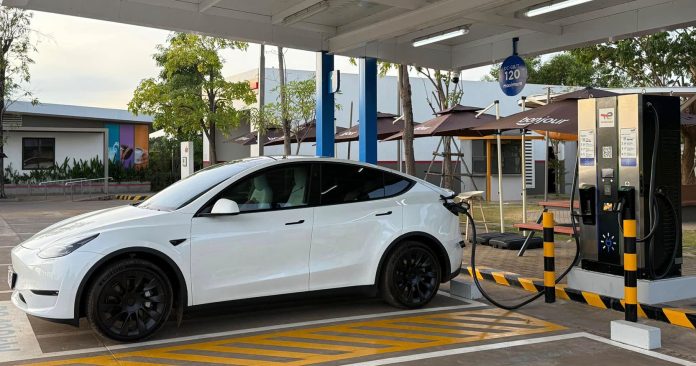 charge ev thumbnail