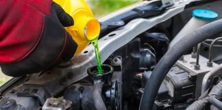 រថយន្តបាត់ទឹករហូត តែមិនឃើញមានលេចជ្រាបអ្វីសោះ! តើត្រូវពិនិត្យមើលកន្លែងណាទៀត?