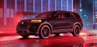 Ford បានបញ្ចេញរថយន្ដ Explorer ST ស៊េរីឆ្នាំ២០២៧ បំពាក់ជាមួយកញ្ចប់តុបតែង Sinister លើកសម្រស់រថយន្ដកាន់តែកាចហើយអំណាច
